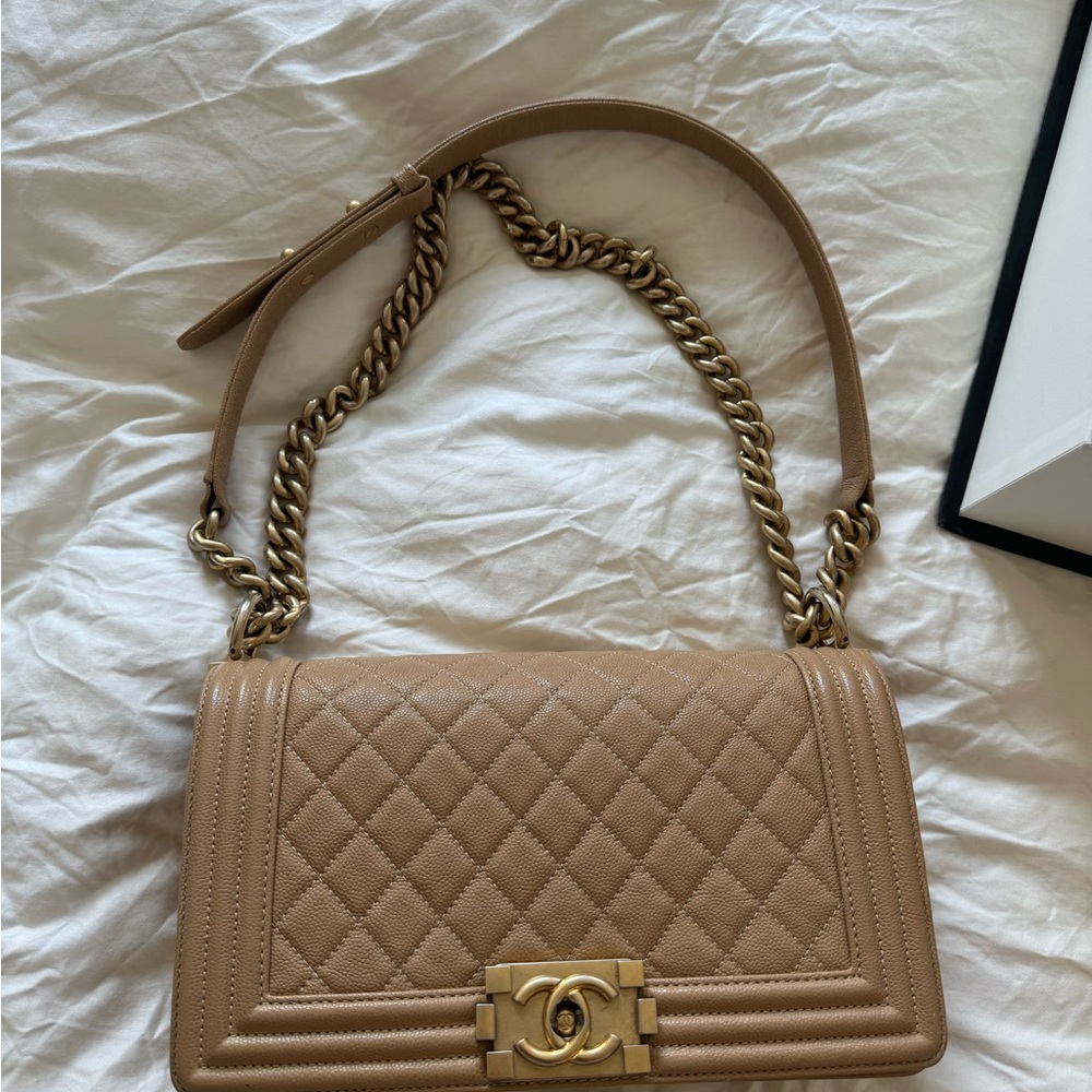 Chanel boy bag